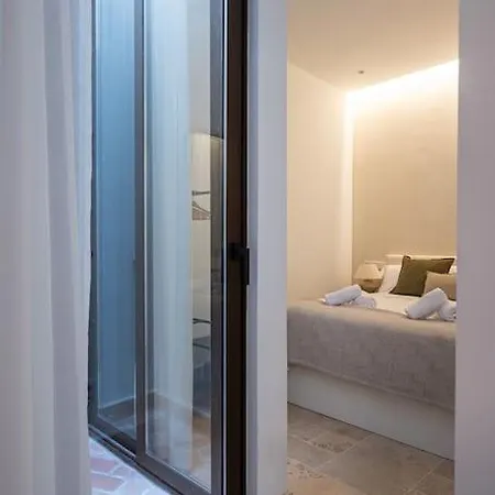 Premium - Arcos De Medina 101 *